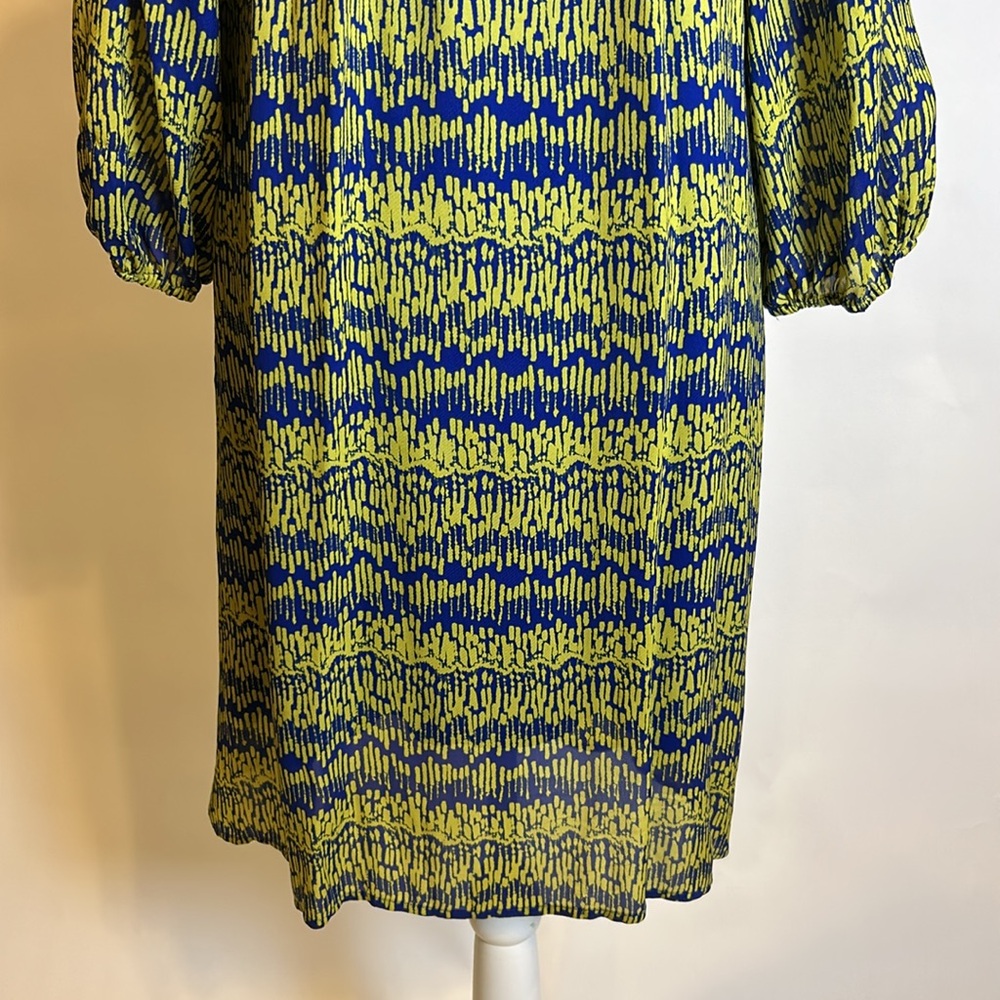Shoshanna | Silk Chartreuse and Purple 3/4 Sleeve Shift Dress | Size 6 - Picture 15 of 17